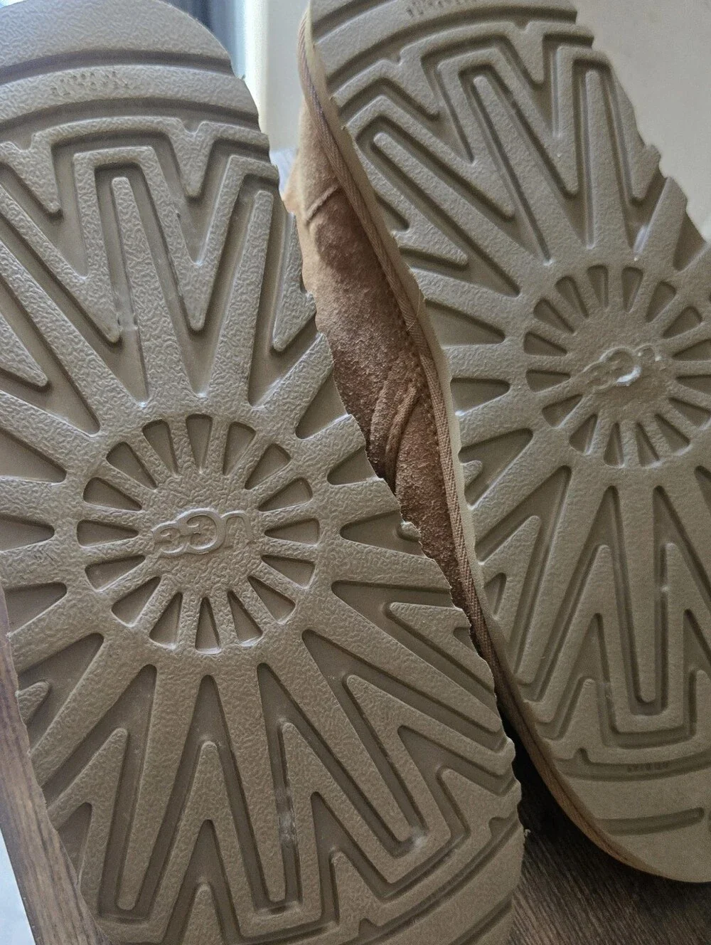 UGG Neumel Chukka Boots